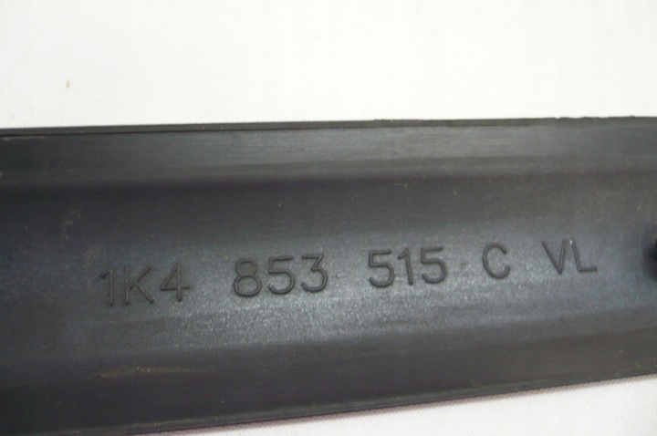 VW GOLF V 5 2003- MOULURE PORTES GAUCHE AVANT ORIGINAL