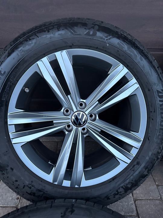 LLANTAS VW TOUAREG 3 TIGUAN 19” R-LINE COMO NUEVO 