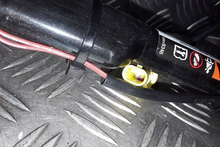 CEINTURE DE SÉCURITÉ AVANT DROIT OPEL ANTARA 20TEH34707 2.2L DIESEL 2012