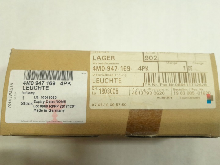 AUDI Q7 4M AMPOULE COUVERCLES DE COFFRE LED GAUCHE 4M0947169