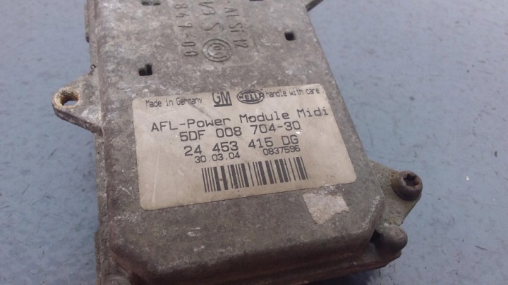 OPEL VECTRA C SIGNUM MODULE VIRAGE PHARE XÉNON 24453415DG 5DF008704-30