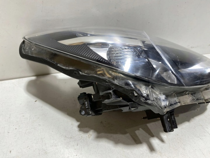 MAZDA 2 2015 DROITE CÔTÉ PHARE AVANT