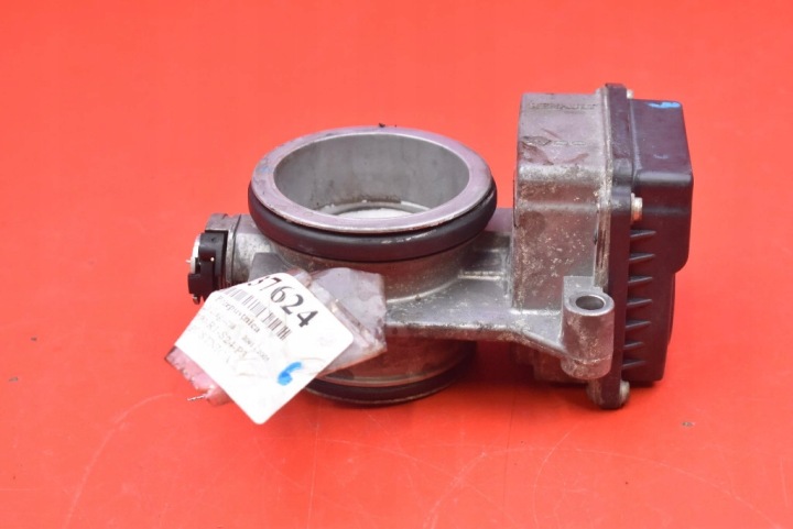 PAPILLON DES GAZ 8200063652 RENAULT LAGUNA 2 II 1.8 16V 123KM 01-05
