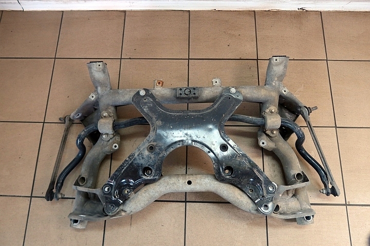 MERCEDES W207 CHÂSSIS CHÂSSIS POUTRE SOUS MOTEUR COUPÉ CABRIO LIFT 3.5 CDI
