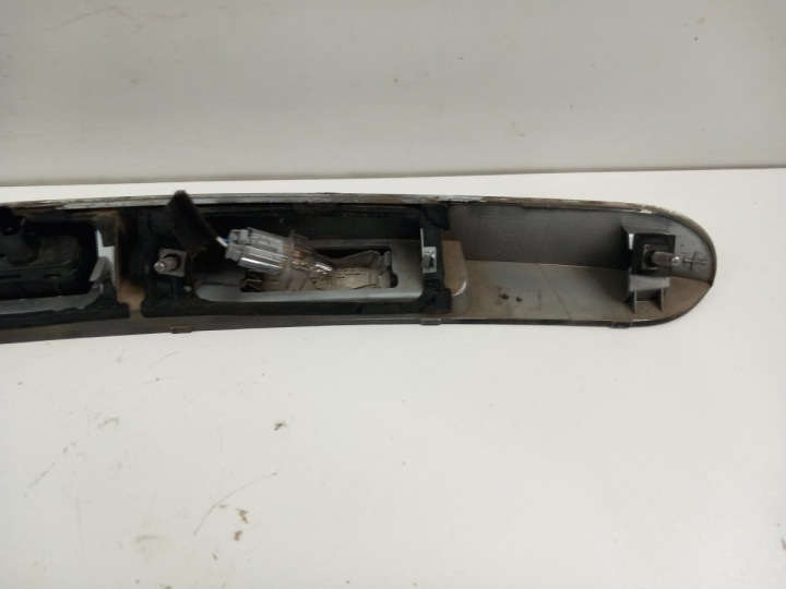RENAULT CLIO III UNIVERSEL LIFT CACHE COUVERCLES DE COFFRE ARRIÈRE MICROCONTACT 8200883011