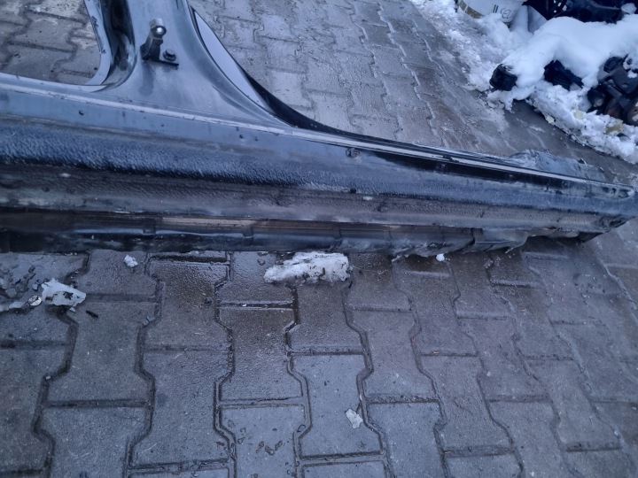 SEUIL ENTIER QUART DROIT AUDI A4 B8 8K AVANT S-LINE