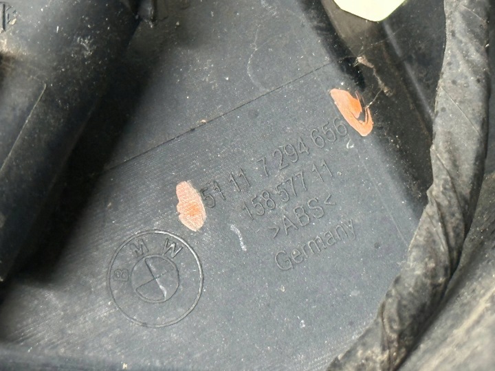 GRILLE DROITE MILIEU FIXATION HALOGÈNE DANS PARE-CHOCS AVANT BMW 4 F32 F36 JEU