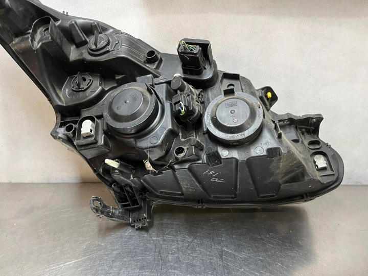 PHARE GAUCHE AVANT AVANT PEUGEOT 208 I 1 RESTYLAGE LIFT 9802221880 EUROPE