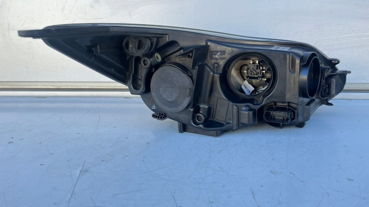 PHARE AVANT AVANT GAUCHE FORD FOCUS MK3 11-14 BM51-13W030-AF