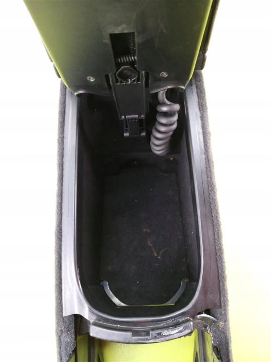 ACCOUDOIR MERCEDES E-KLASA W211 2002-2009 A211870242605 ORIGINAL