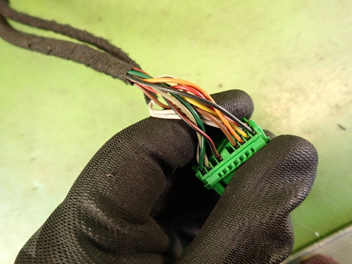 RÉTROVISEUR DROIT VOLVO S60 03R 12PIN 015846