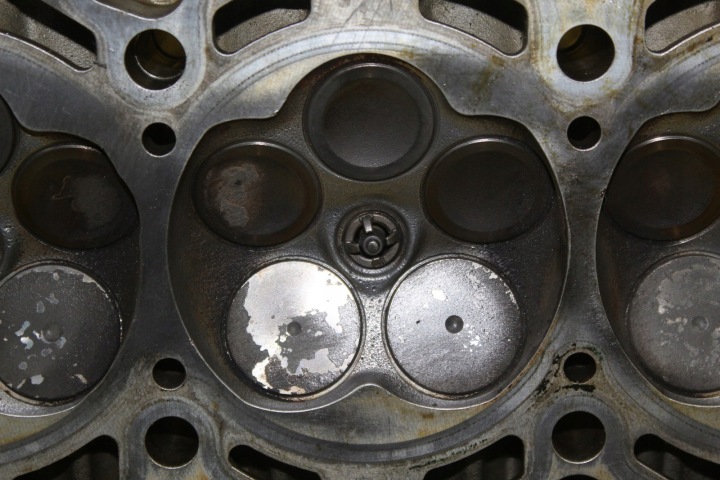 CULASSE S4 B6 A6 C6 A4 B6 B7 4.2 B BBK 079103373H