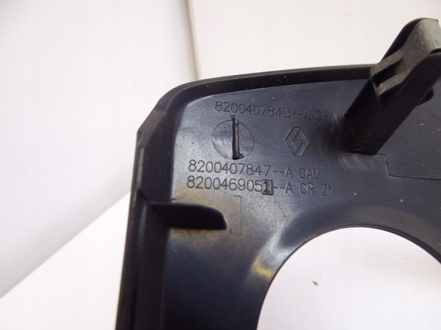 RENAULT CLIO III CHÂSSIS DÉCOR RADIO HAYON 5D