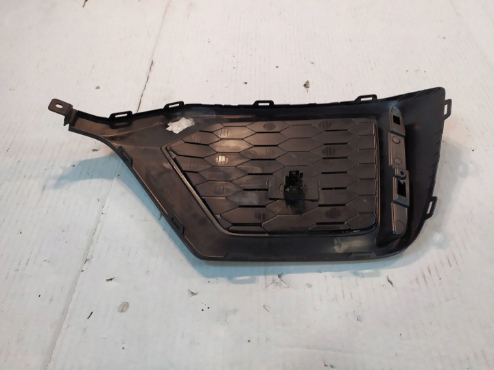 GRILLE PARE-CHOCS ARRIÈRE DROITE BOUCHON HONDA CIVIC 10 71503–TGG
