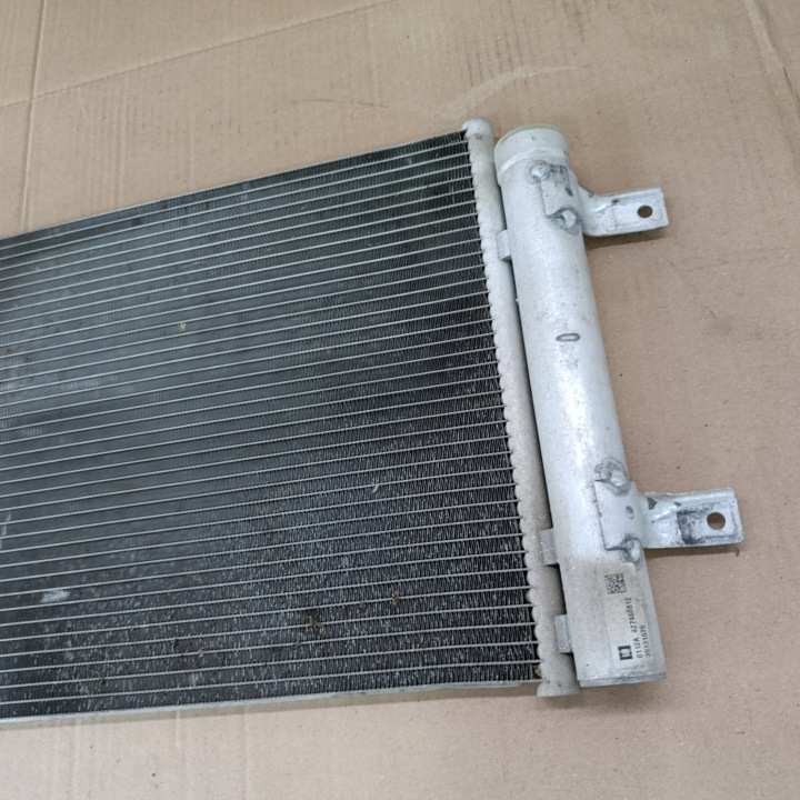 RADIATEUR CLIMATISATION OPEL ASTRA V K 39131676