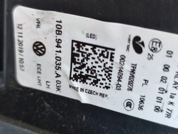 VW ID.3 ID3 GAUCHE AVANT GAUCHE AVANT PHARE IQ LIGHT ENDOMMAGÉE SUR PIÈCES