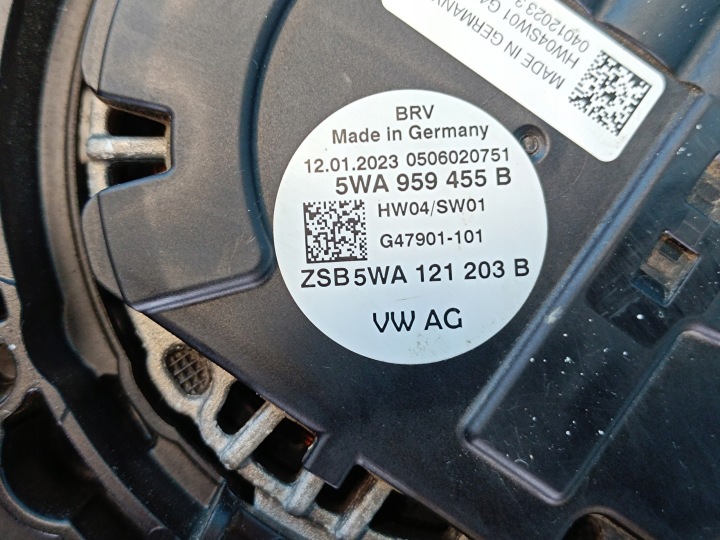 SKODA OCTAVIA IV 1,5 TSI 110KW 2023 R VENTILATEUR RADIATEURS CHÂSSIS 5WA121205