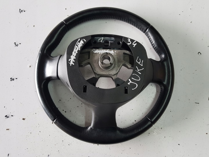 NISSAN JUKE I F15 10-14R VOLANT CUIR