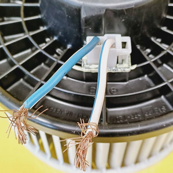 VENTILATEUR CONDUIT D'AIR VENTILATEUR MAZDA 6 8940000232 NR158