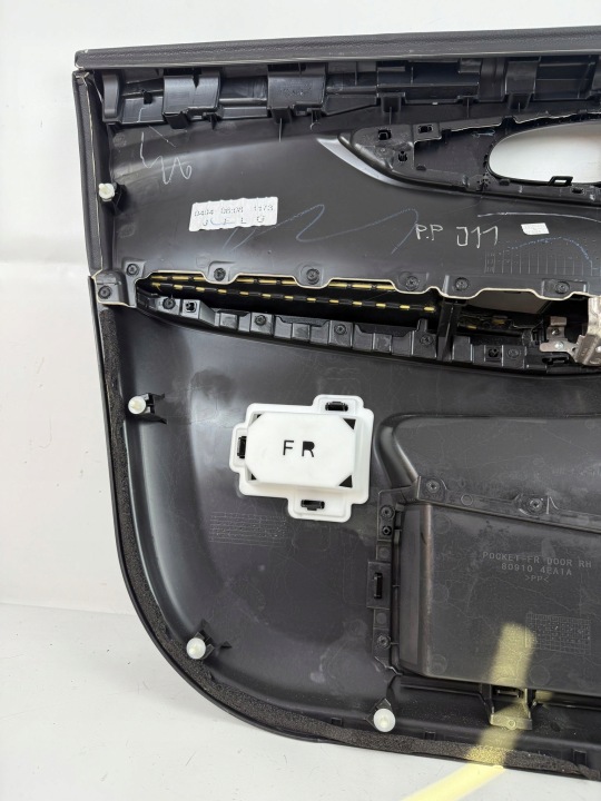 COLLECTEUR GARNITURE PORTES DROIT AVANT NISSAN QASHQAI J11 MATÉRIAU 80910-4EA1A