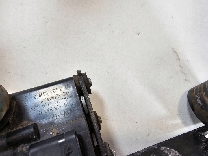 VOLKSWAGEN TRANSPORTER T6 POMPE À EAU TUBES CONDUITES DE DÉRIVATION EAU 7E0122291A