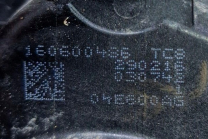POMPE À EAU VW 04E121042L 1.4L 2017