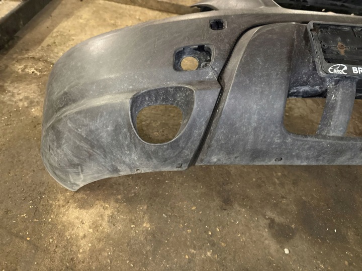 PARE-CHOCS AVANT VOLVO XC70 9484023