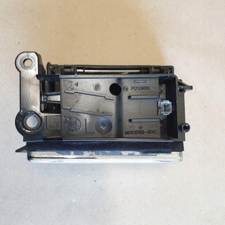 BOÎTE À GANTS ÉTAGÈRE CENDRIER GAUCHE T MERCEDES AVEC W221
