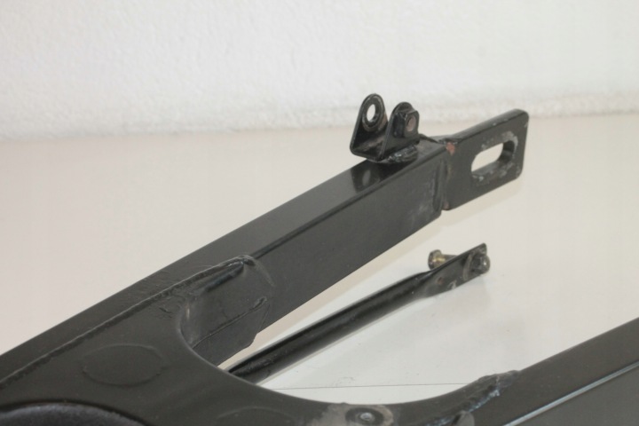HONDA XBR 500 PC15 BRAS DE SUSPENSION