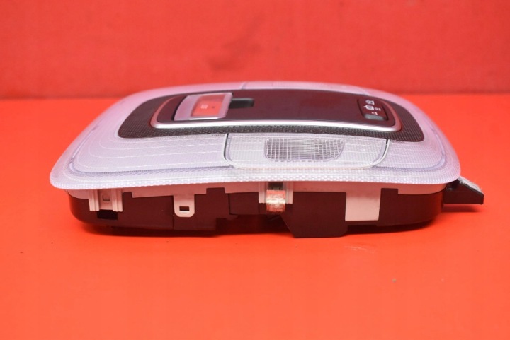 AMPOULE ÉCLAIRAGE INTÉRIEUR AVANT 92800Q0210 HYUNDAI BAYON 21-