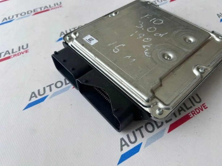 ORDINATEUR MOTEUR ECU BMW 3 (F30, F80) 13618586540 3.0L DIESEL 2015