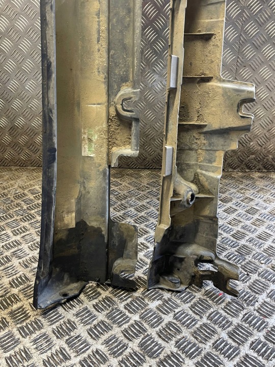 MERCEDES GLK X204 MOULURE SEUIL SEUIL GAUCHE A2046982254