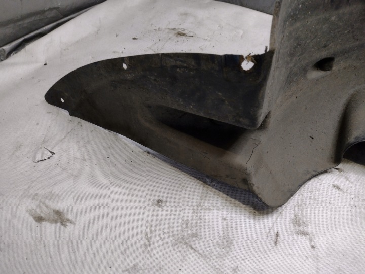 PASSAGE DE ROUE ARRIÈRE DROIT PEUGEOT 308 II T9 LIFT UNIVERSEL