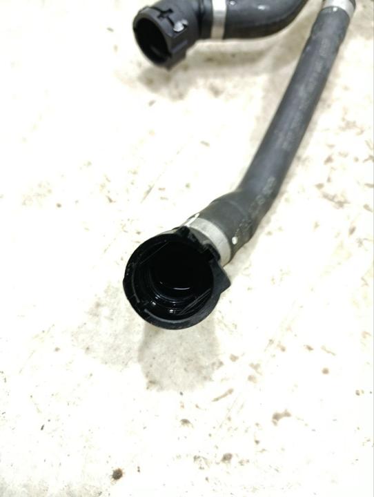 TUYAU LIQUIDE REFROIDISSEMENT JEEP GRAND CHEROKEE V 2022 68412154AB