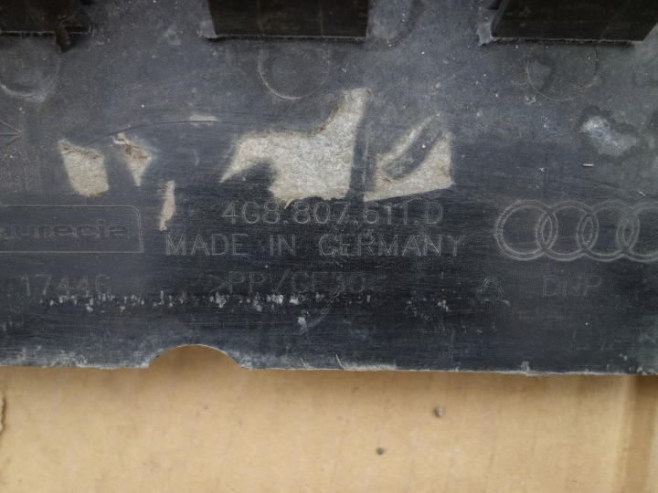 PLAQUE PARE-CHOCS AUDI A7 4G8 11-14 ANNÉE ORIGINAL