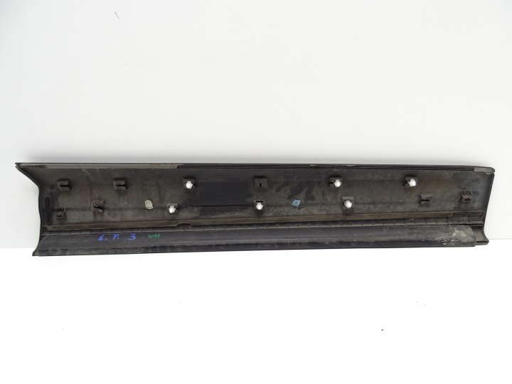 MOULURE PORTES GAUCHE AVANT GAUCHE AVANT 5N0854939A VW TIGUAN I 5N 07-16R