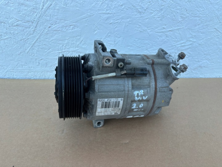 POMPE SPRERZARKA CLIMATISATION TRAFIC VIVARO I 8200454172