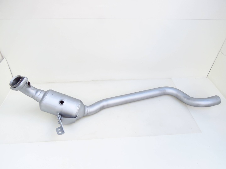 CATALYSEUR DROIT A2124908636 MERCEDES CLS W218 E-KLASA W212 4.7 V8