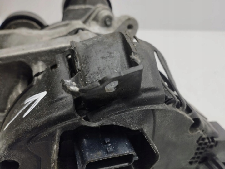 NISSAN QASHQAI J12 2021 ALTERNATORY COMPLET