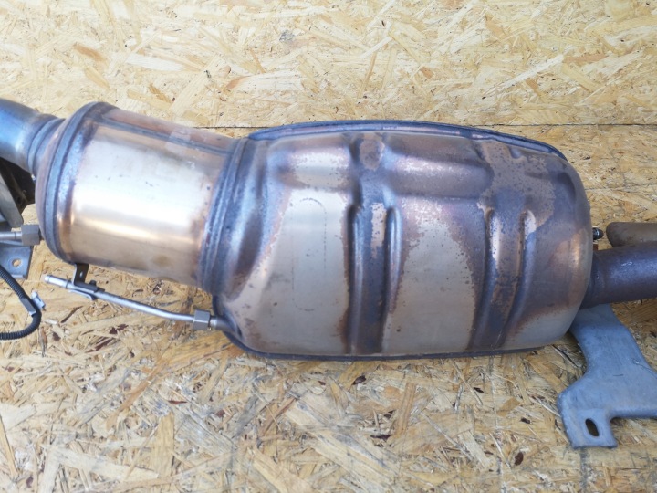 MERCEDES A-KLASA W177 SILENCIEUX CATALYSEUR 1.3 HYB A2474911300 A2474911300