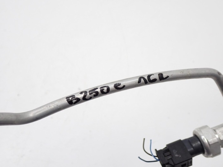 TUYAU FIL TUYAU CLIMATISATION MERCEDES B W246 W242 ÉLECTRIQUE DRIVE 16R