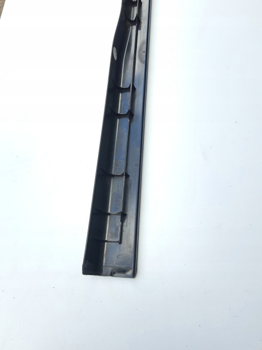 MOULURE SEUIL INTÉRIEURE DROITE MERCEDES CLK W209 2096800835