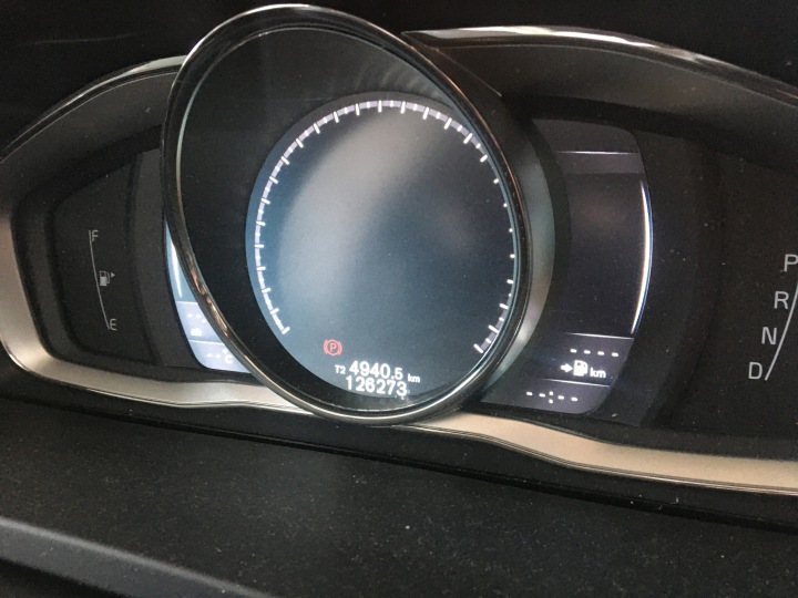 VOLVO V60 I 10- LIFT 13- PROTECTION COURROIE ARRIÈRE SEUIL COUVERCLES DE COFFRE 30721873