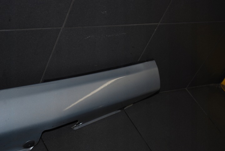 MOULURE SEUIL DROITE MERCEDES W219 CLS A2196980254