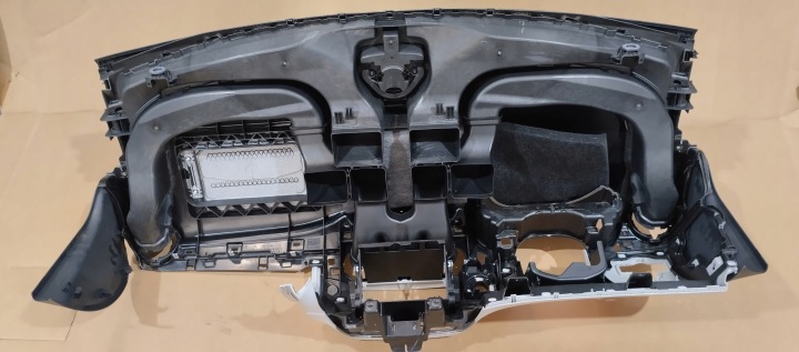 PLANCHE CONSOLE COCKPIT COURROIES COUSSINS AIRBAG MERCEDES B-KLASA W246 ORIGINAL