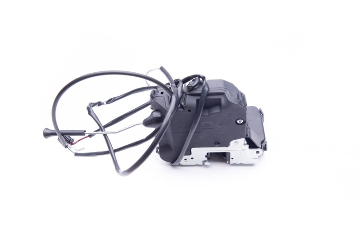 SERRURE DE PORTE AVANT GAUCHE 16SKV541 SKV