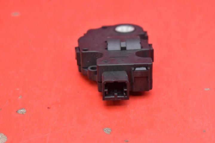 PETIT MOTEUR RÉCHAUFFEURS EFB431 BMW F20 2.0 D 116 KM 11-15