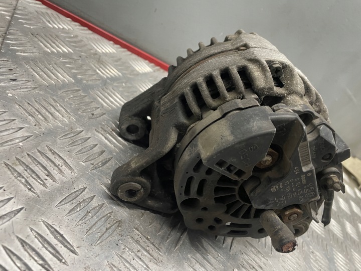 ALTERNATEUR 13156053 OPEL ASTRA H III 1,4 16V 04-14