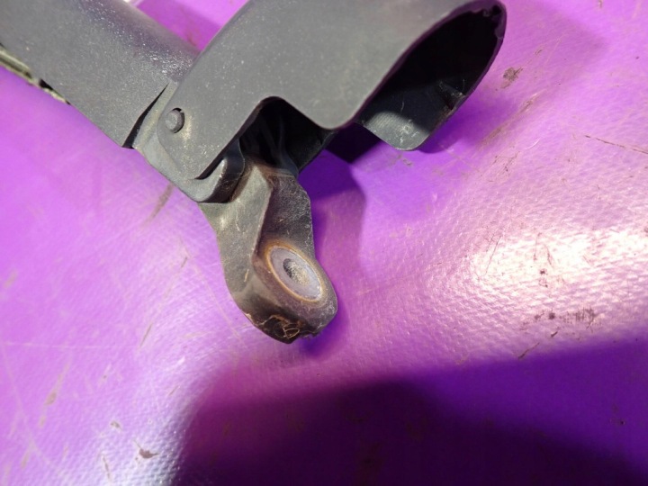 FIAT 500 HAYON 3D 08-15 BRAS ESSUIE-GLACES ARRIÈRE B920