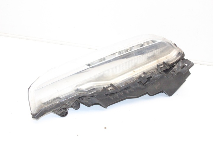 PHARES ANTIBROUILLARD DROIT AVANT INFINITI Q30 261505DA2A 2.2L DIESEL 125KW 2016